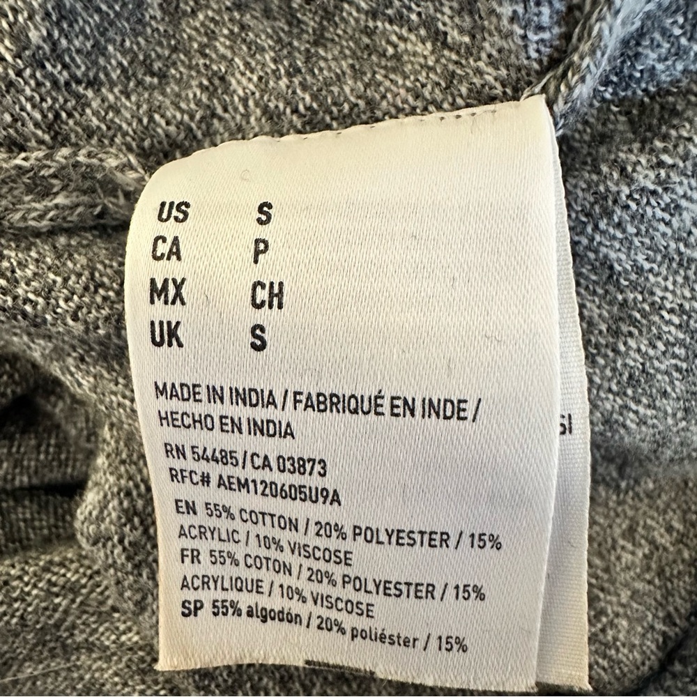 American Eagle Gray Pointelle Knit Fit & Flare Sweater Dress Preppy Chic Small - Picture 5 of 8